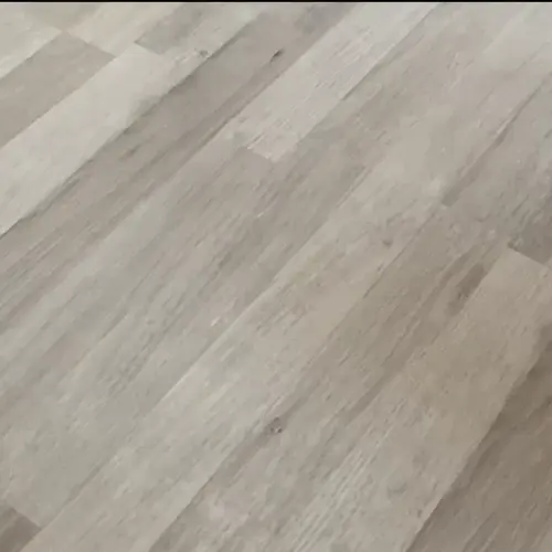 Diaľkové ovládanie hračky pre mačky
