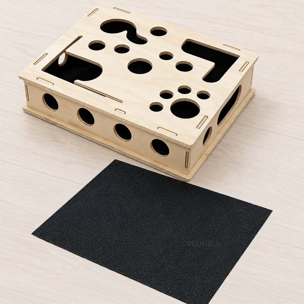 Drevená škatuľka hlavolamu a samostatná čierna brúsna vložka